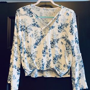 Floral blouse with bell sleeves